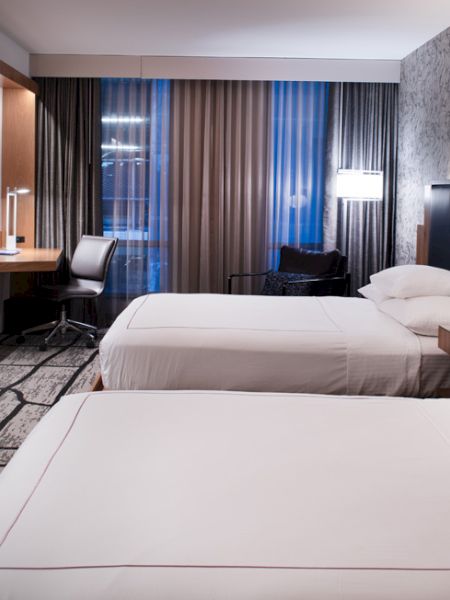 Redondo Beach Hotel, Tapestry Collection by Hilton
