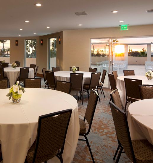 Redondo Beach Hotel, Tapestry Collection by Hilton