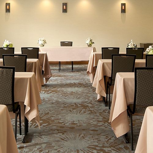 Redondo Beach Hotel, Tapestry Collection by Hilton