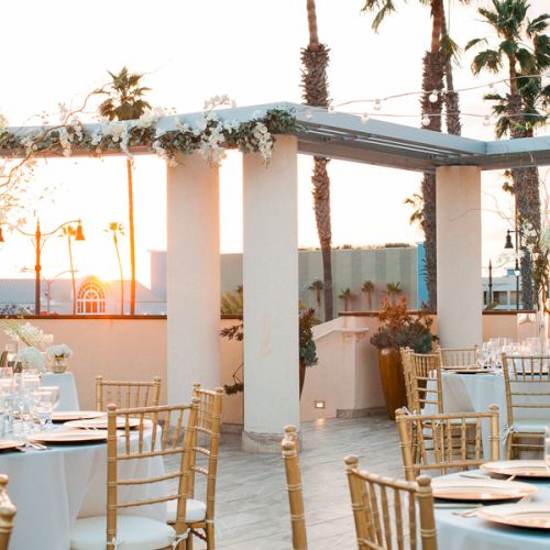 Redondo Beach Hotel, Tapestry Collection by Hilton