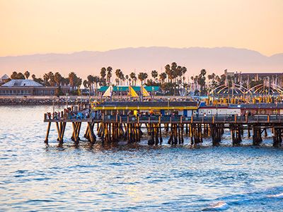 Redondo Beach Hotel, Tapestry Collection by Hilton