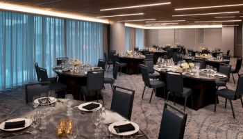 Redondo Beach Hotel, Tapestry Collection by Hilton