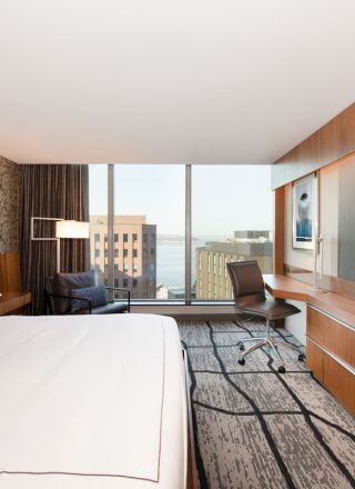 Redondo Beach Hotel, Tapestry Collection by Hilton