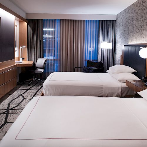 Redondo Beach Hotel, Tapestry Collection by Hilton